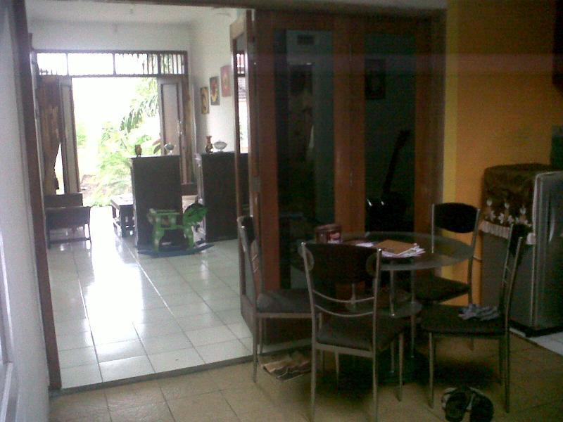 Wening Griya Guest House Jatingaleh Exterior photo